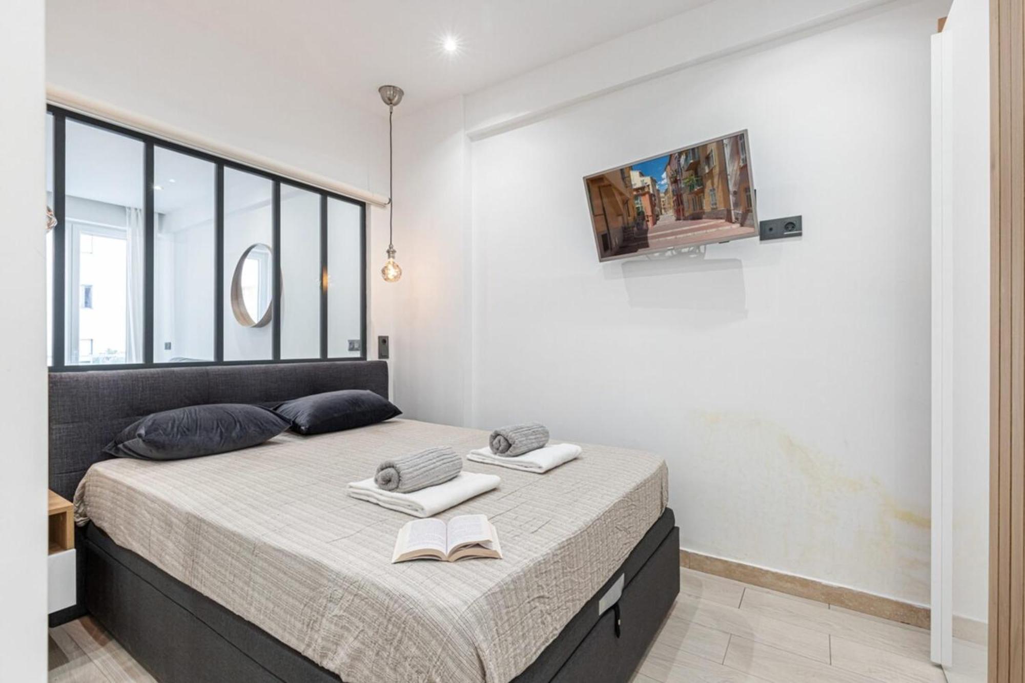 Apartment Smolett - Superb Downtown W Ac Nice