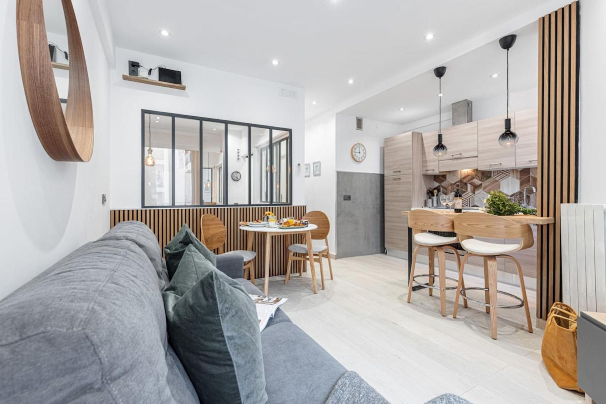 Apartment Smolett - Superb Downtown W Ac *